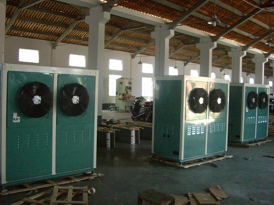 �L(f��ng)�C������