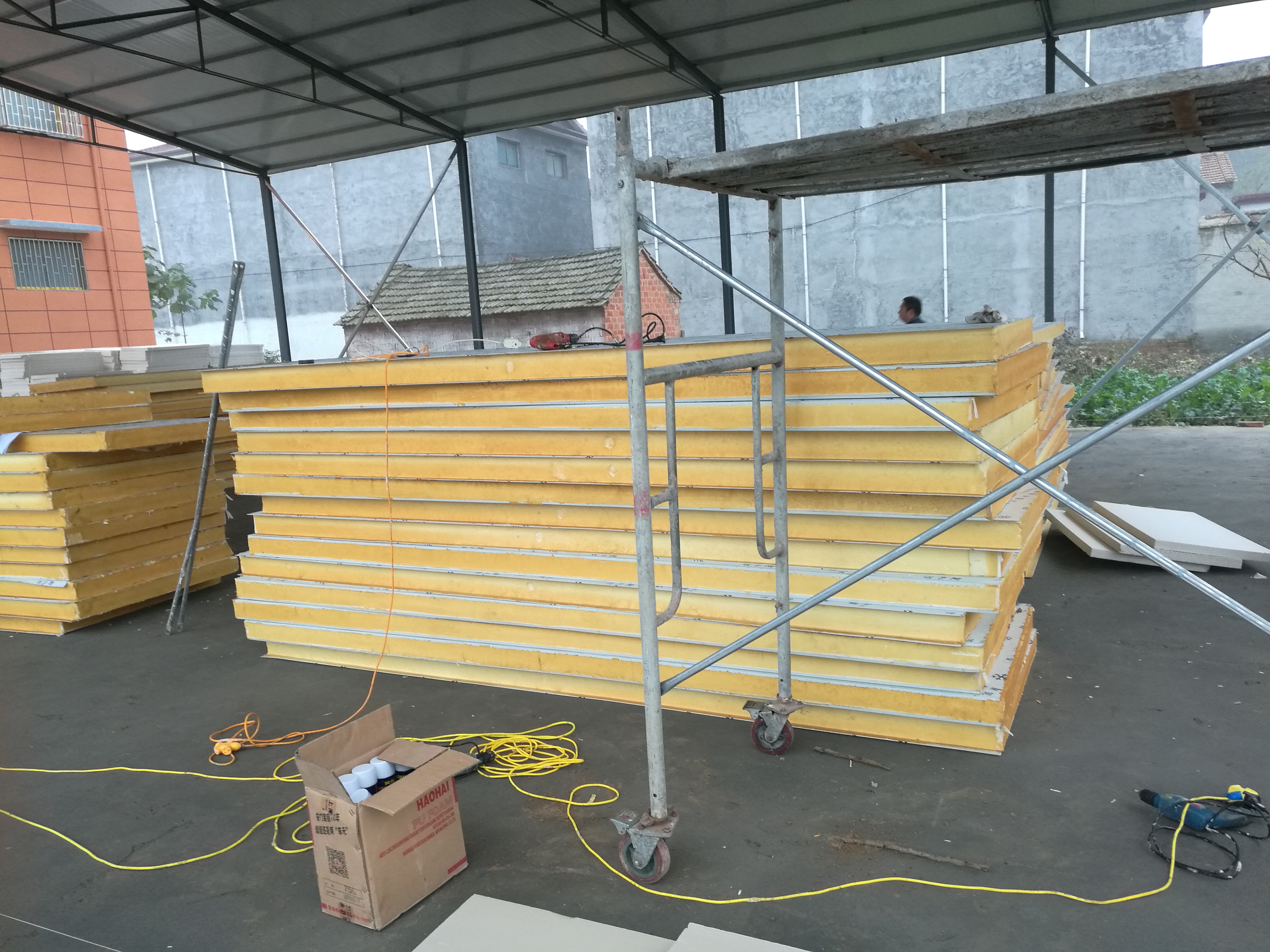 ���r��찲�b