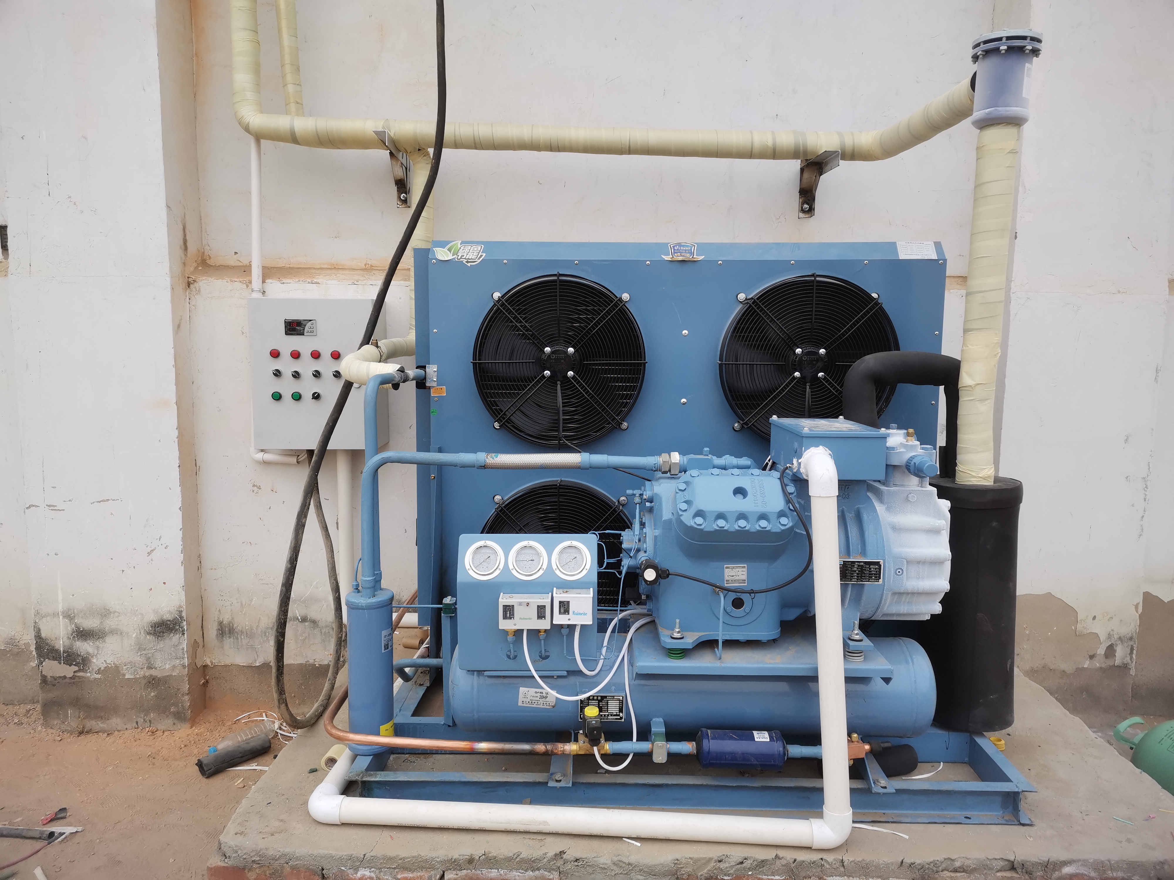 22ƥ�����ѩ���R�����е͜��L��ʽ���s�C�M